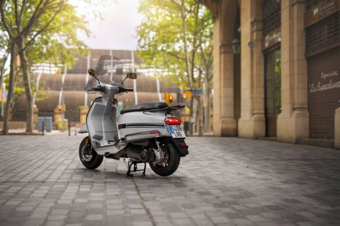 V Special 125 Flex 14