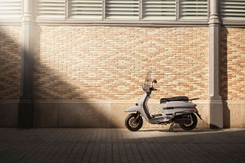 V Special 125 Flex 15